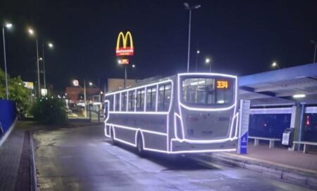 Ônibus iluminado em Hortolândia: saiba em quais bairros ele passará neste fim de ano