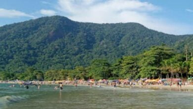 quais as praias impróprias para banho em Ubatuba