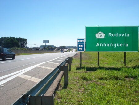 Acidente na Rodovia Anhanguera deixa jogador do Bragantino em estado grave