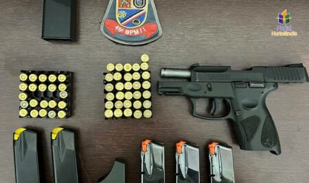 Mulher esconde arma do ex-marido e explica à polícia de Hortolândia que já foi agredida e ameaçada