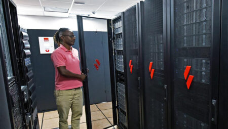 Hortolandense é um dos operadores do supercomputador recém-comprado para a Unicamp