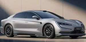 Carro elétrico com 800 km de autonomia: conheça o YangWang U7, que quer competir com Mercedes-Benz EQS, BMW i7 e Nio ET9