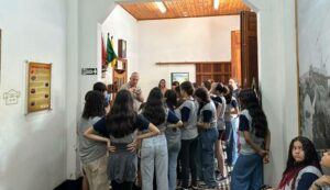 City Tour ambiental em Hortolândia: estudantes conhecem um pouco mais da história da cidade