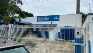 Confira o cronograma de entregas de kits de uniformes de verão e de materiais escolares para alunos da rede municipal de Hortolândia