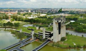 Concurso com salário de até R$ 15 mil: 31 vagas para diversas áreas em cargos de nível médio e superior