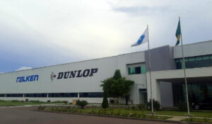 Sumitomo Rubber quer produzir 50% mais pneus até 2029 no Brasil