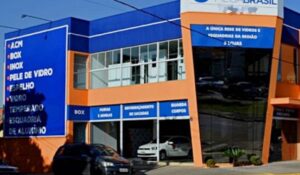 Grande rede de vidros e esquadrias da região fecha e deixa clientes no prejuízo