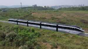 Novo trem da linha 17-Ouro prepara chegada ao Brasil