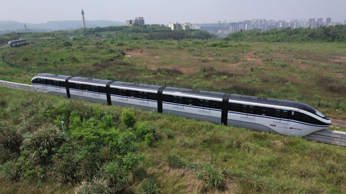 Novo Trem da Linha 17-Ouro