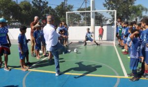 Novo espaço de lazer com quadra de futsal é entregue em Hortolândia