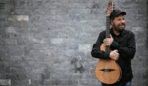 Show gratuito de João Bosco, violonista e compositor, acontecerá no próximo fim de semana na região
