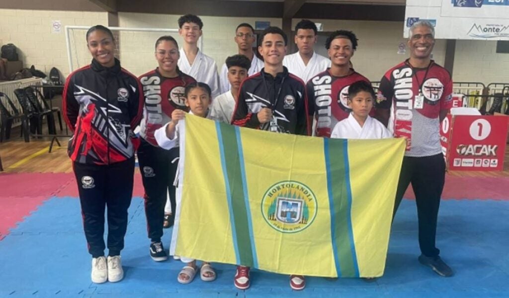 competição oficial em Monte Mor