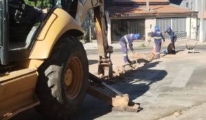 Importante bairro de Hortolândia recebe implantação de rede coletora de esgoto em vielas sanitárias