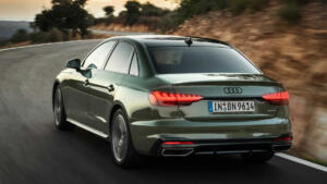 Audi A4 quattro chega em duas versões e preço a partir de R$ 333.990,00