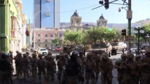 Brasil condena tentativa de golpe militar na Bolívia
