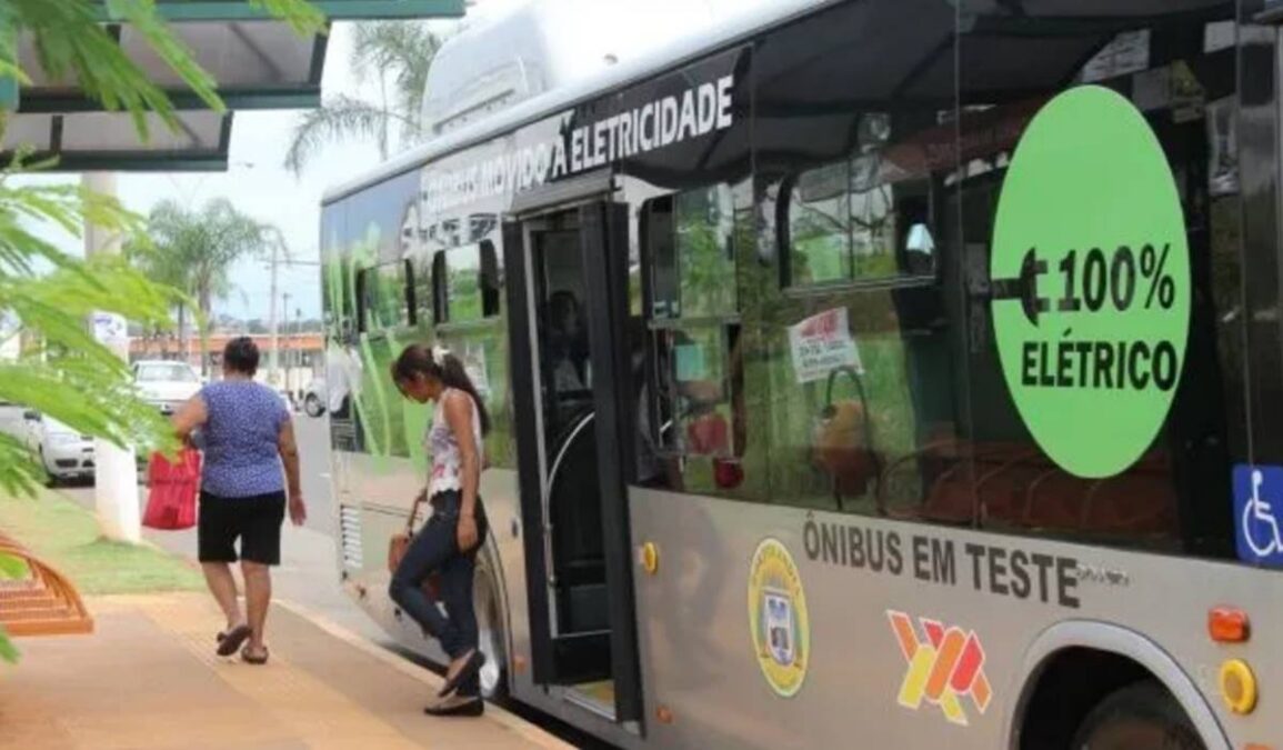 ônibus elétricos
