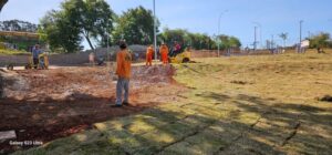 Pq. Socioambiental do Perón ganha grama na área do futuro