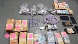 Dupla é presa em Campinas e tenta subornar policiais com R$ 100 mil