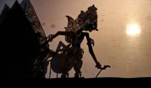 Oficina gratuita em Hortolândia ensina a fazer um filme de teatro de sombras animado