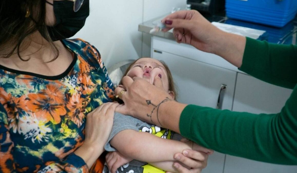 vacinação contra a Poliomielite em Hortolândia