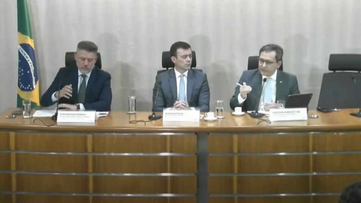 Governo anuncia bloqueio de R$ 15 bilhões em despesas