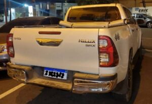 Polícia apreende caminhonete roubada em Sumaré