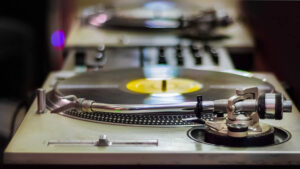Feira de Discos é atração no Shopping ParkCity Sumaré