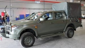 REVO apresenta versão militar da Mitsubishi L200 Triton