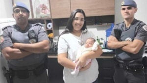 Polícia Militar de Sumaré salva bebê de 45 dias que estava engasgada