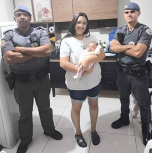 Polícia salva bebê engasgado em Sumaré