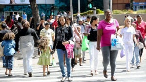 População do Brasil chega a 212,6 milhões, revela IBGE