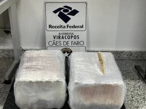 Receita Federal encontra 65 kg de drogas dentro de malas em Viracopos