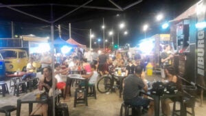 Diversão garantida na Feira Noturna do Lago da Fé