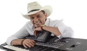 Show gratuito de Frank Aguiar na região: confira local e data