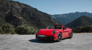 Porsche 911 Carrera já está disponível para reserva no Brasil