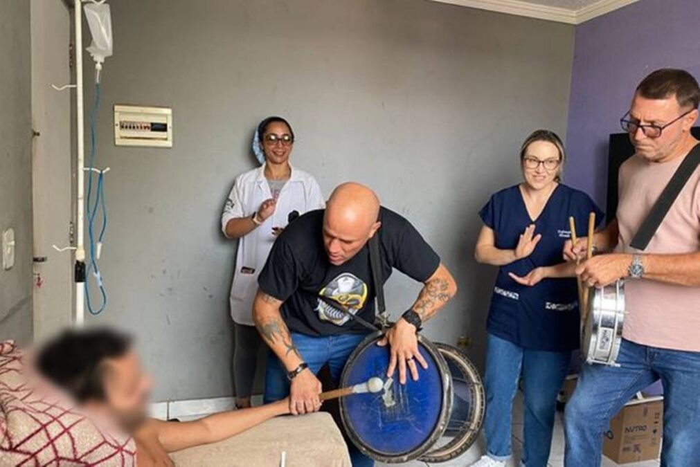 Hortolândia cria programa de música domiciliar para pacientes acamados