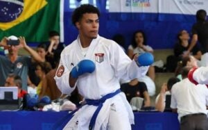 Atletas de Hortolândia conquistam 3 medalhas em campeonato nacional de karatê