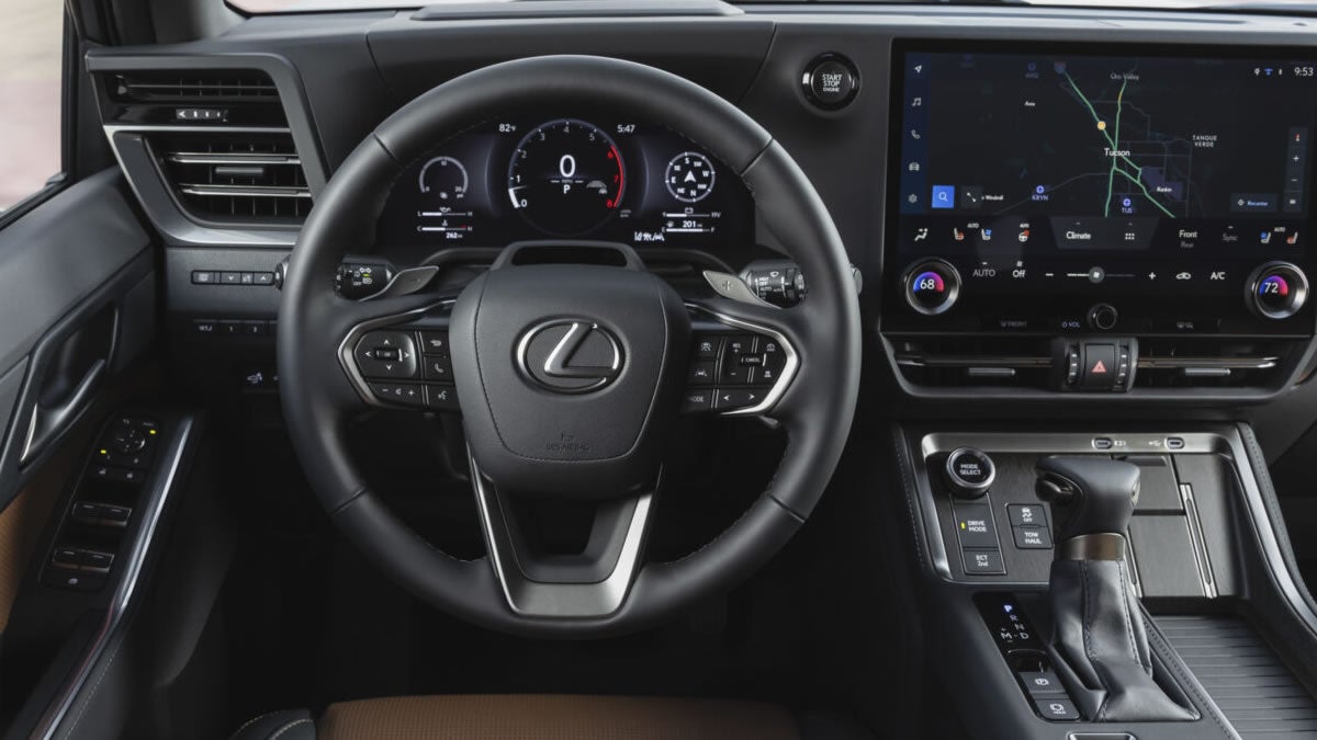 LEXUS-GX-interno
