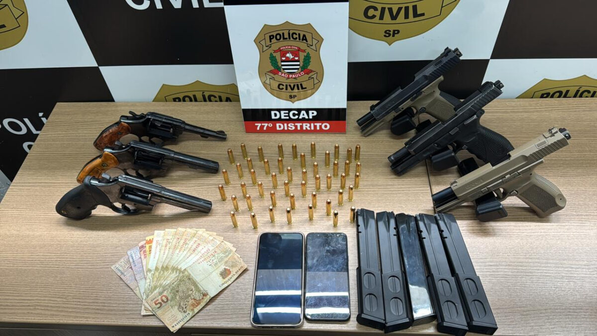 Polícia apreende armas de facção criminosa em São Paulo