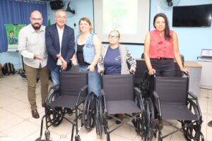 Entidades de Hortolândia recebem 9 cadeiras de rodas doadas pela campanha “Lacre Solidário”
