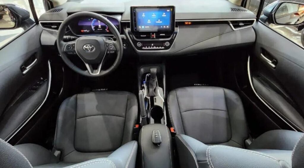Toyota Corolla XEi 2025