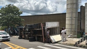 Homem baleado pela PM após tombar caminhão roubado em Campinas