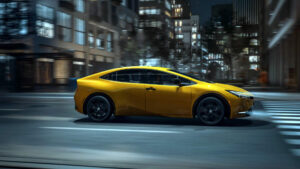 Toyota Prius 2025, conheça a nova versão Nightshade e seus recursos inovadores