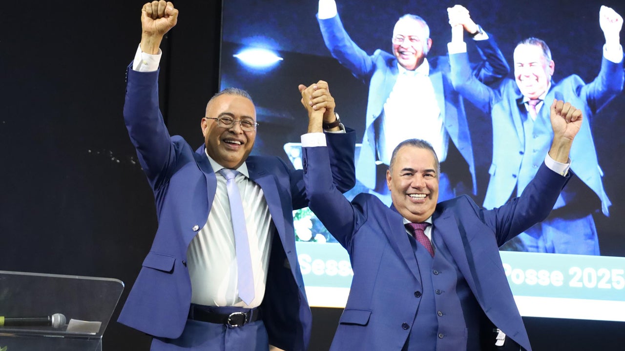 Zezé Gomes assume segundo mandato com foco em sustentabilidade