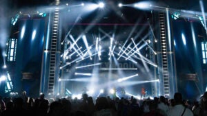 Hopi Night 2025 estreia com o tema “Sonora”, celebrando as origens da música em uma experiência imersiva