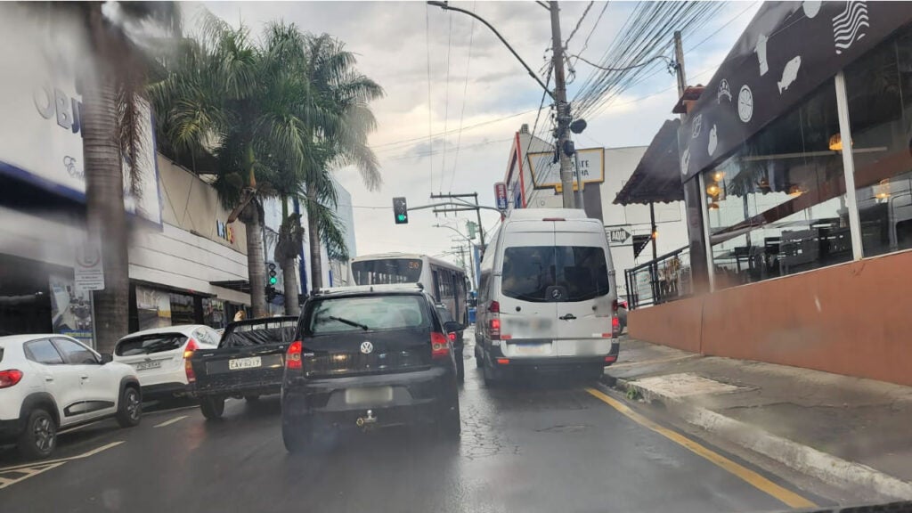 trânsito região central de Hortolândia