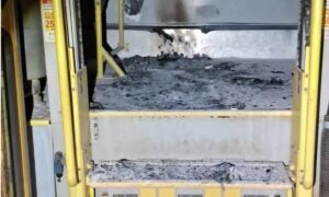 Vandalismo em ônibus escolar da região: entenda