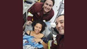 Equipe de Resgate da CCR AutoBAn auxilia gestante em trabalho de parto na Rodovia dos Bandeirantes