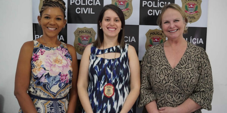 ana-perugini-delegada