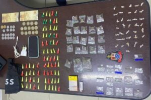 Suspeito é preso por tráfico de drogas em Sumaré durante abordagem policial